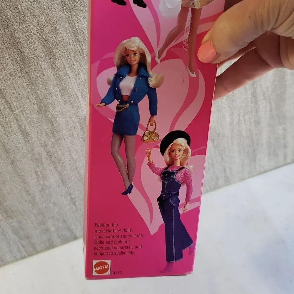 Vintage 1995 Mattel Pretty Hearts Barbie New in Original Sealed Box
